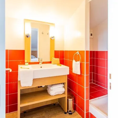 Lejlighedshotel Pierre & Les Gemeaux 3*