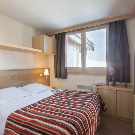 Pierre & Les Gemeaux Aparthotel