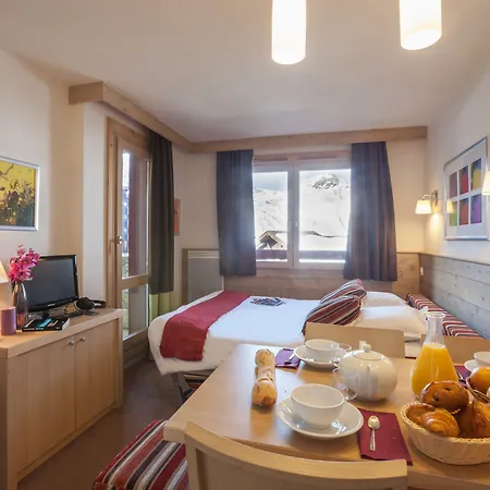 Pierre & Les Gemeaux Aparthotel 3*