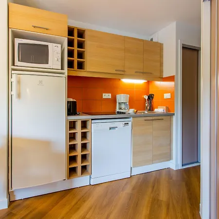 Pierre & Les Gemeaux شقة فندقية لا بلاني