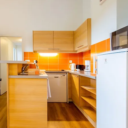 Pierre & Les Gemeaux Aparthotel 3*