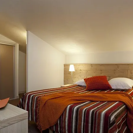 Lejlighedshotel Pierre & Les Gemeaux