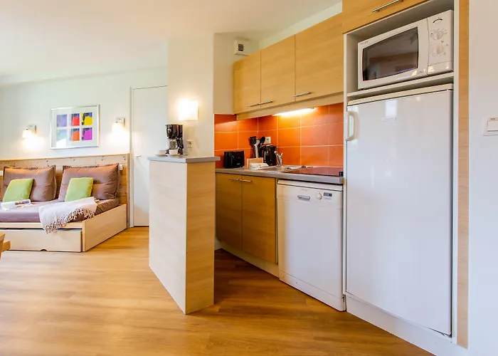 Pierre & Les Gemeaux Apart Otel