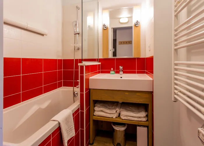 Pierre & Les Gemeaux Apart Otel