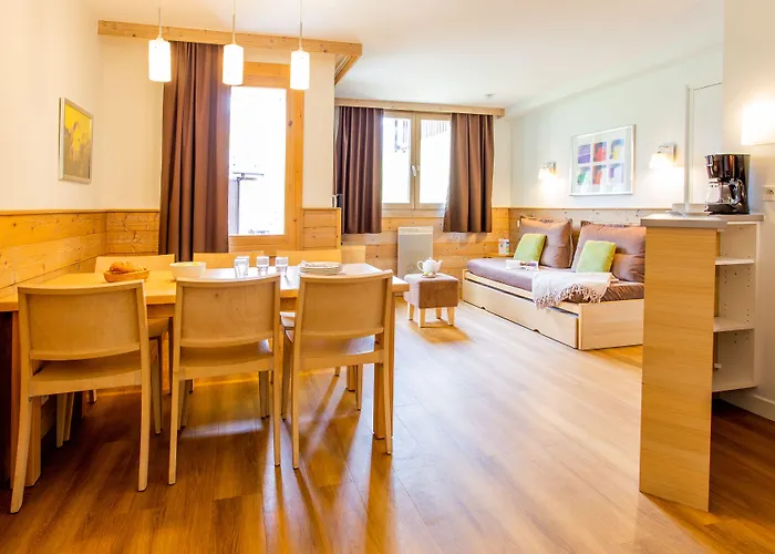 Pierre & Les Gemeaux Apart Otel 3*