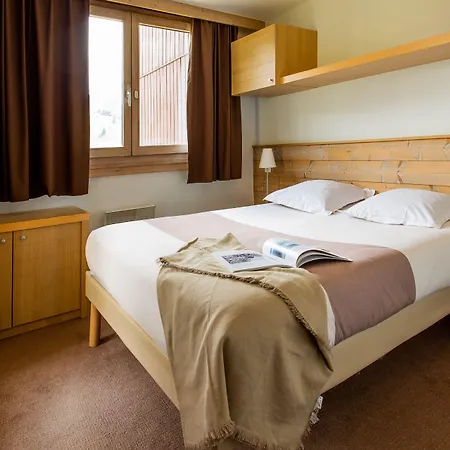Hotel apartamentowy Pierre & Les Gemeaux