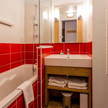 Pierre & Les Gemeaux Aparthotel