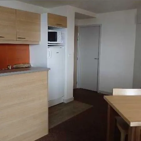 Hotel apartamentowy Pierre & Les Gemeaux