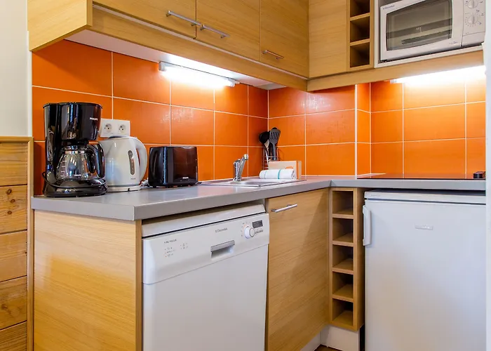 玛伊瓦双子座公寓酒店 3*