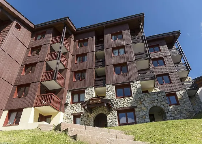 玛伊瓦双子座公寓酒店 3*